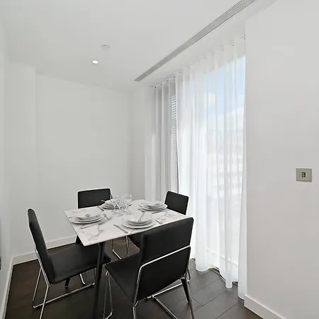 Access Tower Hill Appartement Londen Buitenkant foto