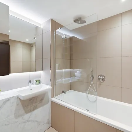 Access Tower Hill Appartement Londen Buitenkant foto
