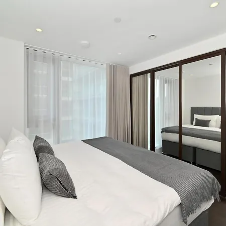 Access Tower Hill Appartement Londen Buitenkant foto